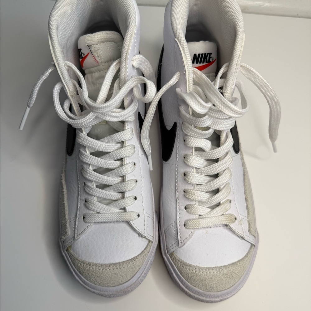 Nike blazers Mid ‘77